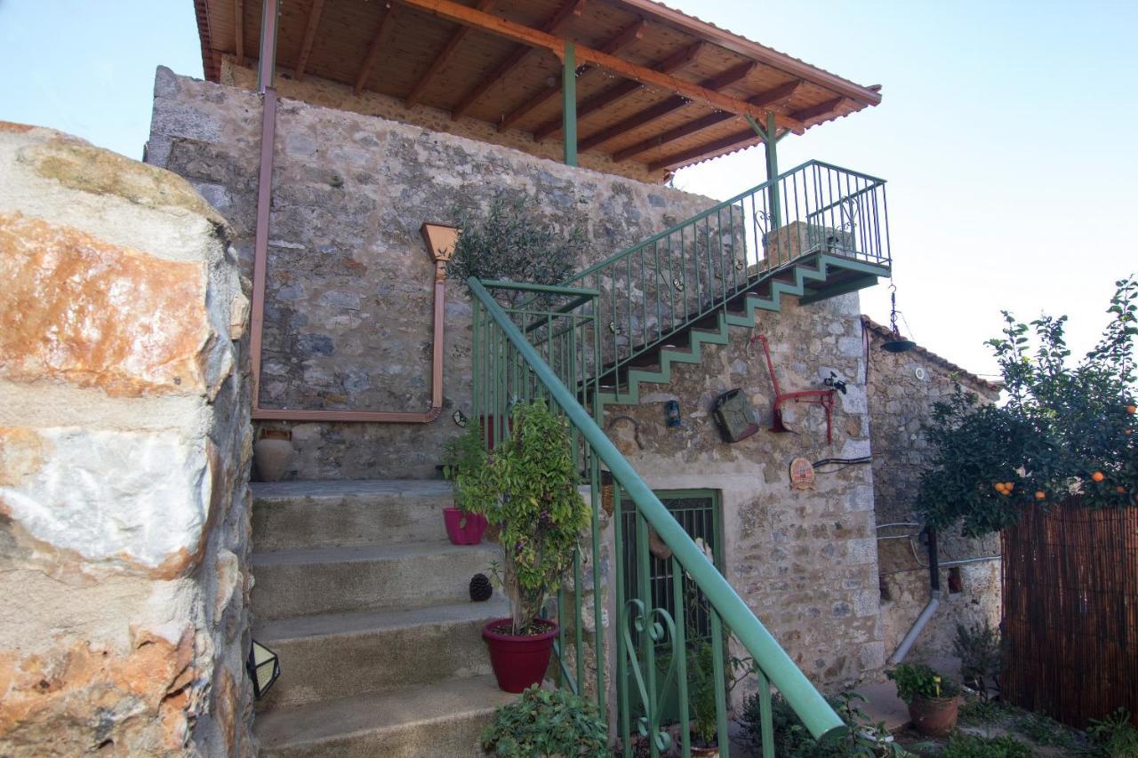 Stavroulas Stone House In Rigklia, Messinia Riglia Exterior photo